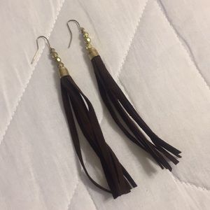 ⚡️3 for $12 sale Brown sueded tassel earrings